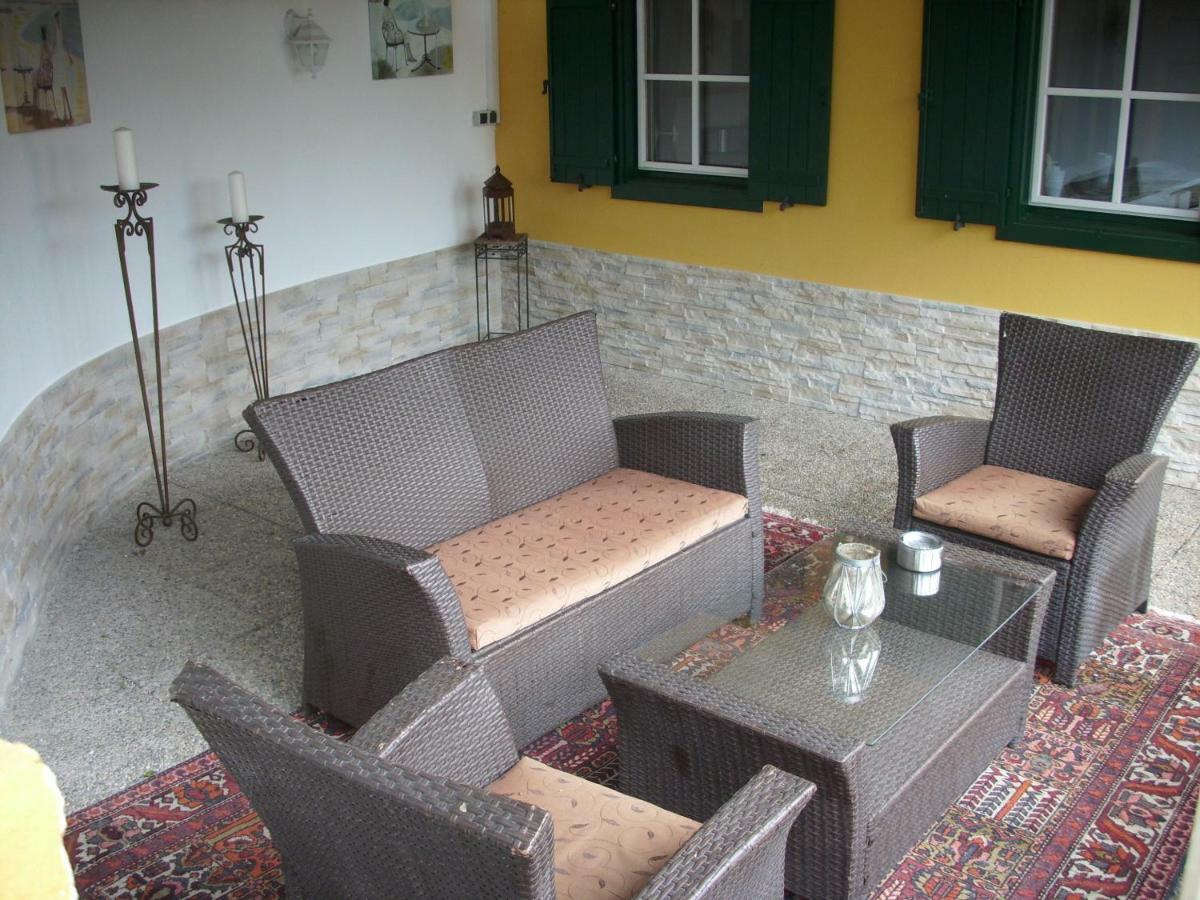 Gaestehaus Maxltoni Kitzeck im Sausal Luaran gambar