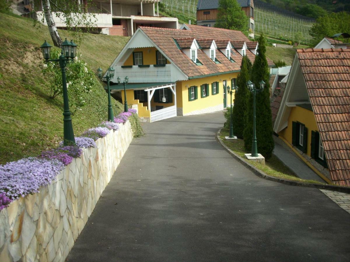 Gaestehaus Maxltoni Kitzeck im Sausal Luaran gambar