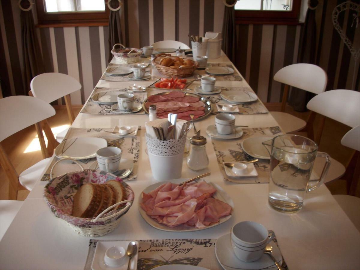 Gaestehaus Maxltoni Kitzeck im Sausal Luaran gambar